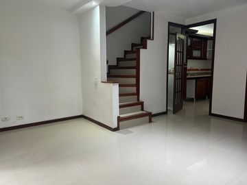 casa en arriendo en valle del lili. Cod A125994