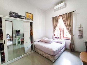 DIJUAL RUMAH SIAP HUNI DEKAT PLAZA RENON DENPASAR