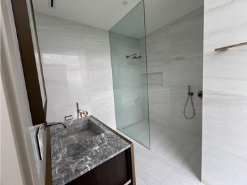 Se vende apartamento en la Maison by Fendi (AA)