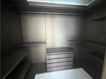 Se vende apartamento en la Maison by Fendi (AA)