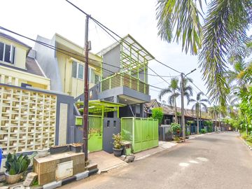 Rumah 2 Lantai 15 Menit ke Stasiun Rawa Buntu SHM Siap Huni J-38563