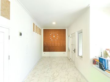 Rumah 2 Lantai 15 Menit ke Stasiun Rawa Buntu SHM Siap Huni J-38563