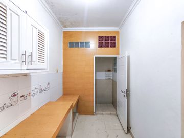 Rumah 2 Lantai 15 Menit ke Stasiun Rawa Buntu SHM Siap Huni J-38563