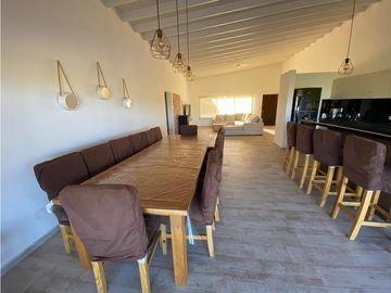 CASA EN VENTA COSTA ESMERALDA - ECUESTRE 281