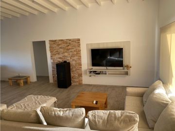 CASA EN VENTA COSTA ESMERALDA - ECUESTRE 281
