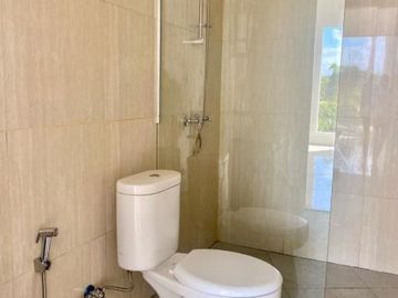 DIJUAL CEPAT RUMAH CANTIK 2 LANTAI, DEKAT KAMPUS UDAYANA BALI