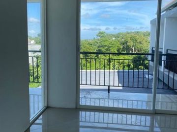 DIJUAL CEPAT RUMAH CANTIK 2 LANTAI, DEKAT KAMPUS UDAYANA BALI