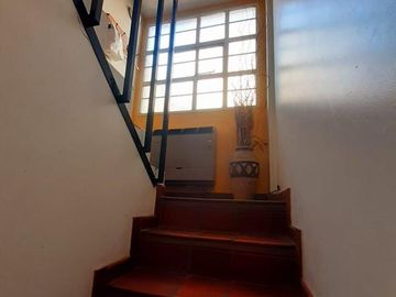 Venta Casa 6 ambientes con cochera patio terraza permuta por menor valor en CABA - Villa Devoto