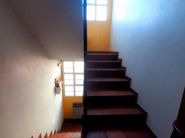 Venta Casa 6 ambientes con cochera patio terraza permuta por menor valor en CABA - Villa Devoto