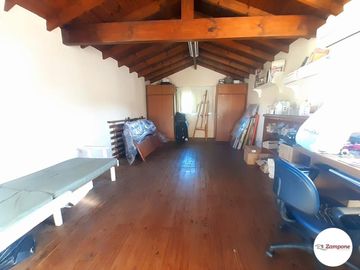 Venta Casa 6 ambientes con cochera patio terraza permuta por menor valor en CABA - Villa Devoto