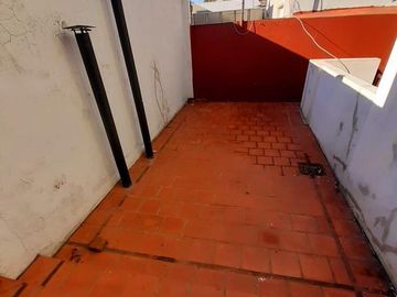 Venta Casa 6 ambientes con cochera patio terraza permuta por menor valor en CABA - Villa Devoto