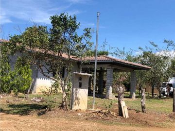 VENDO CASA EN OBRA GRIS  Y 2300M2 POTRERILLOS