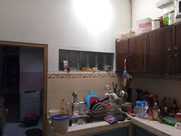 Rumah Rungkut Asri 3Kt shm 1.65 M negoo