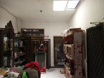 Rumah Rungkut Asri 3Kt shm 1.65 M negoo
