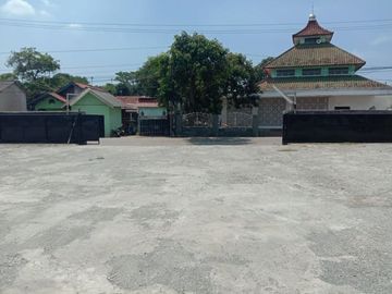 Jual Tanah 2200m&sup2; Plus Bangunan di Serang Cikarang