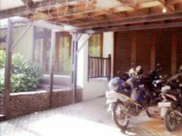 RUMAH SIAP HUNI LOKASI STRATEGIS BINTARO HARGA NJOP JAKARTA SELATAN