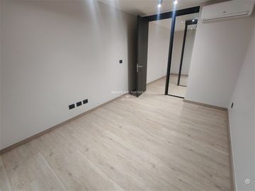 Oficina nueva en arriendo cercano a metro , Providencia