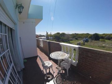 Venta tres departamentos en blok (1202)