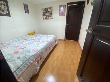 SE VENDE  EXCELENTE  CASA ALCZARES CON RENTA