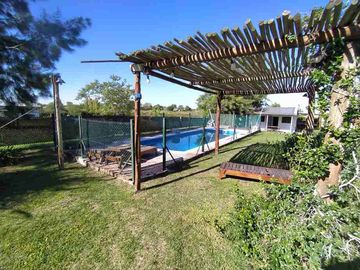 Casa en venta en Victoria