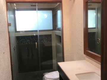 Residencia en venta en Club de Golf los Encinos