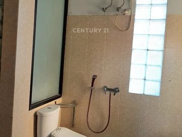Rumah Strategis Kelapa Gading 3 Lantai 5 KT Carport 3 Mobil