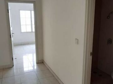 DIJUAL CEPAT !! Apartemen Gading Resort ,Semi Furnish, HargaOk Bisa Nego