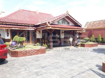 Rumah Dijual Jogja Istimewa dlm Benteng Keraton,300m dari Keraton Jogja,Bonus 4 ruko