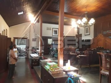 Rumah Dijual Jogja Istimewa dlm Benteng Keraton,300m dari Keraton Jogja,Bonus 4 ruko