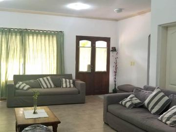 Bº Cº FINCAS de MASCHWITZ - casa a la venta