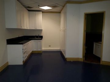 Office Space for Lease in Ayala Avenue, Makati City CB0080