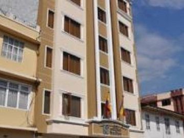 Excelente Edificio / Hotel en Funcionamiento en Loja
