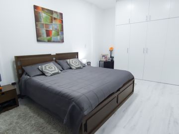 I3 CASA DE VENTA EN TUMBACO
