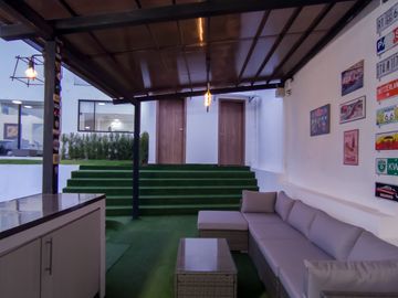 I3 CASA DE VENTA EN TUMBACO