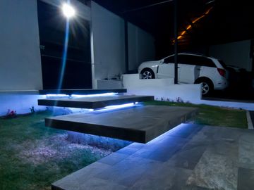 I3 CASA DE VENTA EN TUMBACO