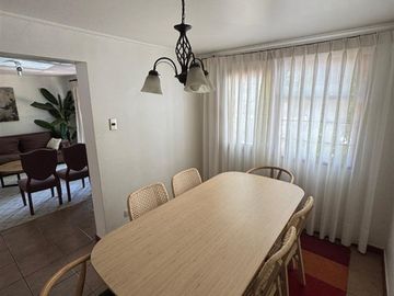 Casa en arriendo de 4 dorm. en Talca