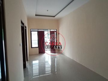 Rumah Dua kamar tidur Bagus harga Murah. 1985 DP