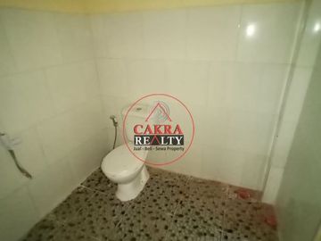 Rumah Dua kamar tidur Bagus harga Murah. 1985 DP