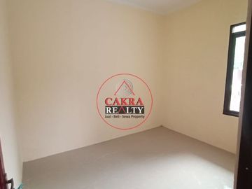 Rumah Dua kamar tidur Bagus harga Murah. 1985 DP