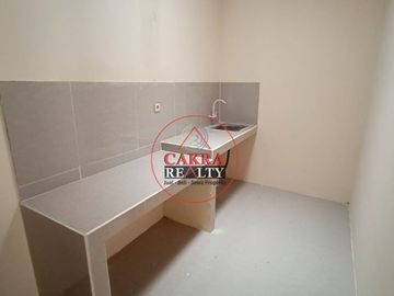 Rumah Dua kamar tidur Bagus harga Murah. 1985 DP