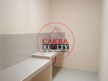 Rumah Dua kamar tidur Bagus harga Murah. 1985 DP