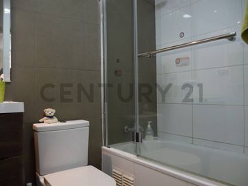 Venta departamento 2D 2B 1E Barrio Universitario