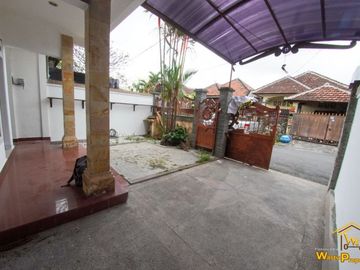 RUMAH 2 LANTAI CANTIK SIAP HUNI DI KEROBOKAN BADUNG