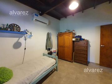 Casa Quinta 5 Ambientes Venta Villa Udaondo