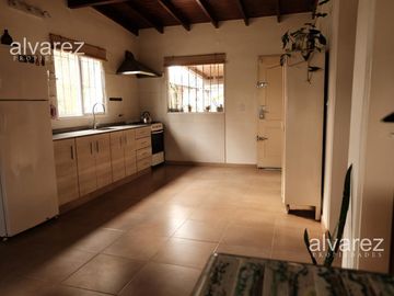 Casa Quinta 5 Ambientes Venta Villa Udaondo