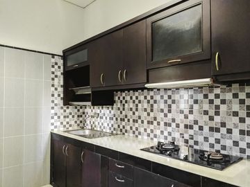 Three bedroom townhouse in a strategic residential area