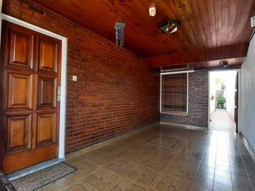 Casa en venta en Lanus Este