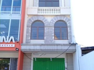 Ruko Raya Dharmahusada NEW NOL JALAN ADA AREA PARKIR