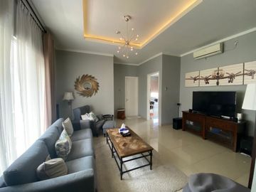 Rumah Mewah Posisi Hook di Sektor 7 Kebayoran Bintaro 4964