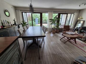 Seminueva Casa en condominio, venta de 4 dorm. Los Angeles